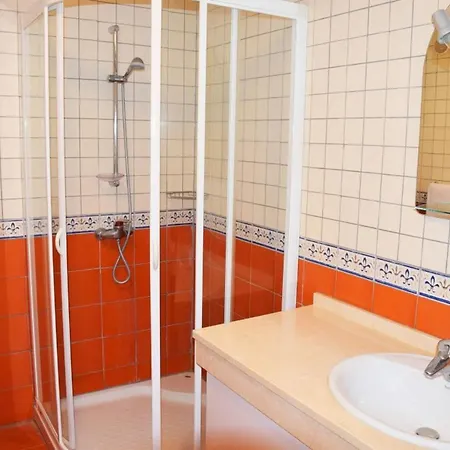 Luxurious Townhouse In Cristianos