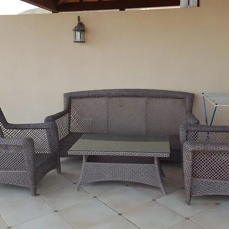 Luxurious Townhouse In Cristianos Los Cristianos (Tenerife)